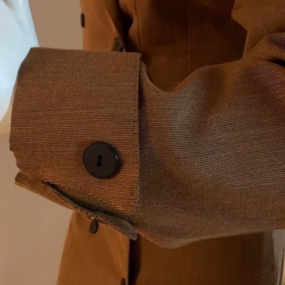 Robe neuve. - Picture 4 of 5